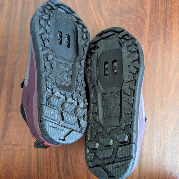 Shimano SH-AM702 Mountain Bike Shoes - SPD (For Men and Women) - Picture 4 of 7